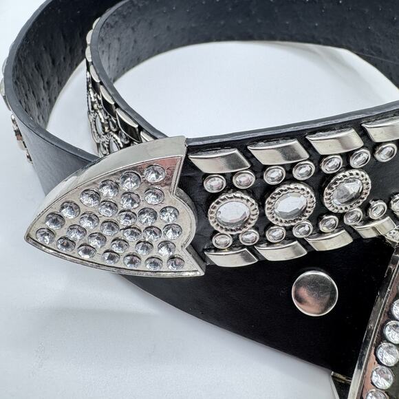 Luxury Diva Rhinestone Bling Cowgirl Fashion Black Belt Size L Missing 1 Stud - Picture 3 of 12